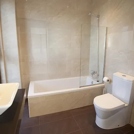 Costa Quebrada Apartment *